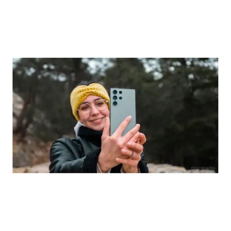 Samsung-Galaxy-S23-Ultra-256GB-12GB-in-use