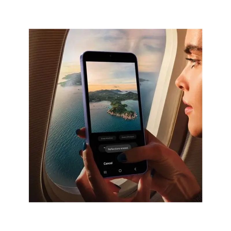 Samsung-Galaxy-S24-5G-256GB-8GB-in-use